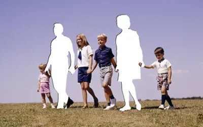 Family Estrangement: The Space Between Love & Self-Protection with Dafna Lender (284)