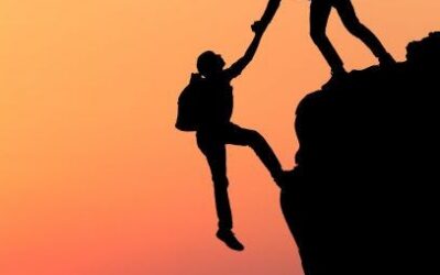Trust Builders: Leadership That Creates Change with Amy Holloway (305)